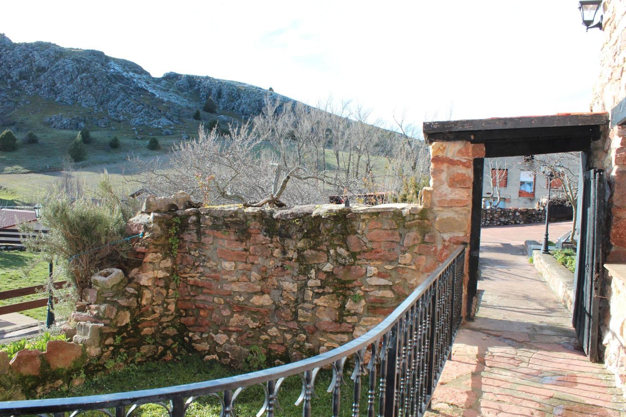 La Chimenea De Soria I Y I I Guest House Espeja de San Marcelino Ngoại thất bức ảnh