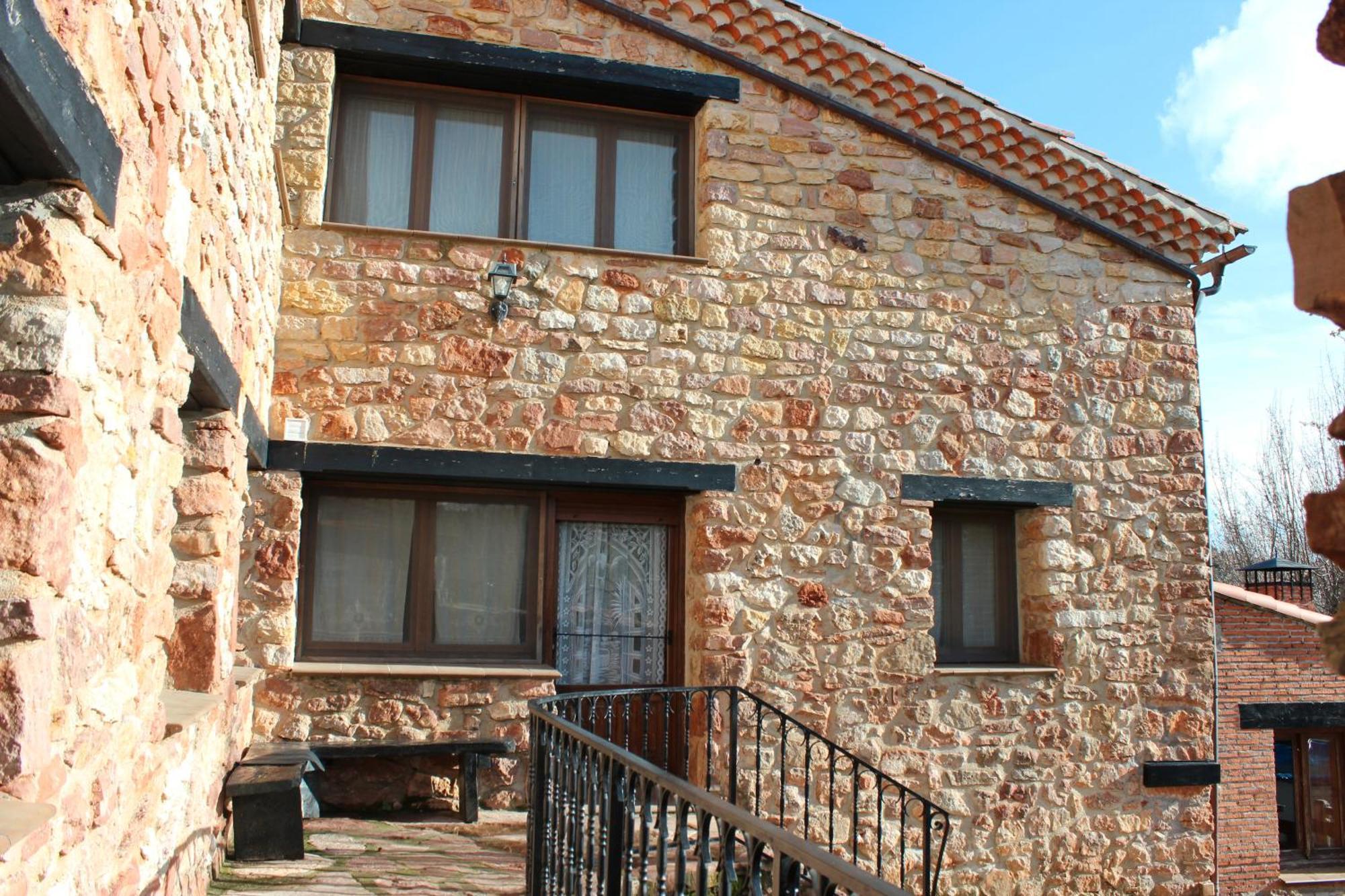 La Chimenea De Soria I Y I I Guest House Espeja de San Marcelino Ngoại thất bức ảnh