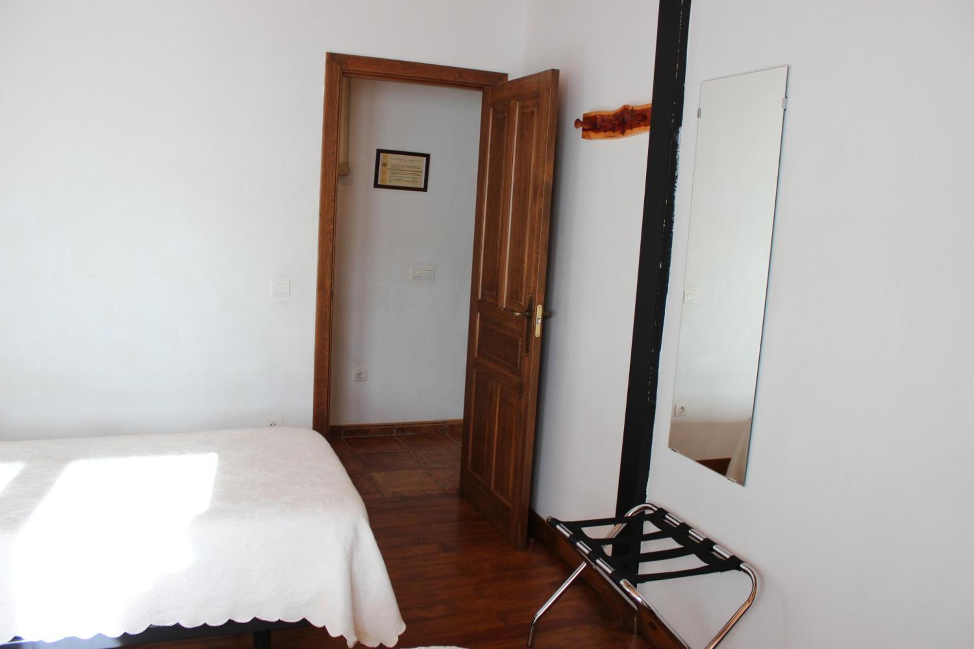 La Chimenea De Soria I Y I I Guest House Espeja de San Marcelino Ngoại thất bức ảnh