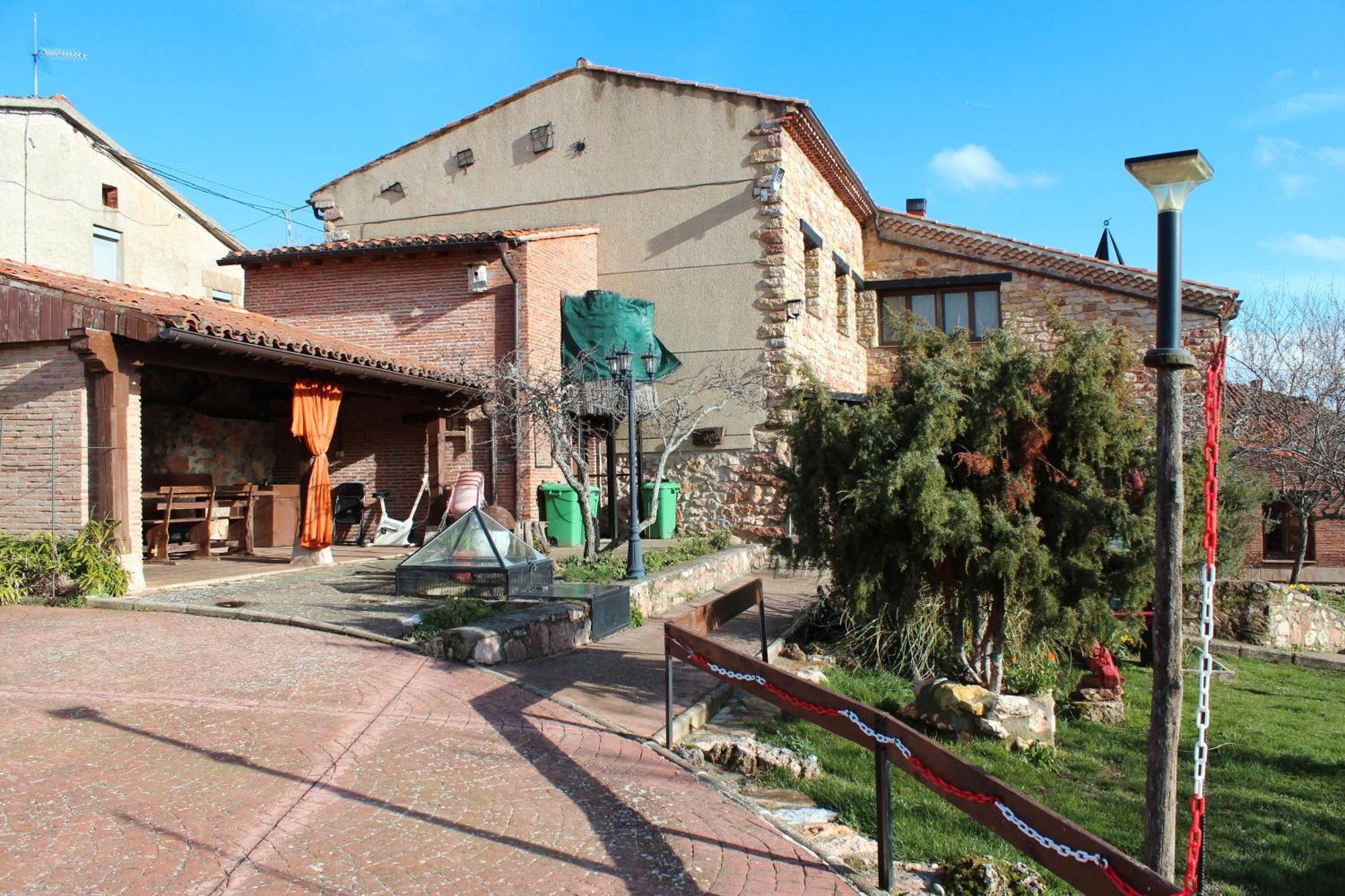 La Chimenea De Soria I Y I I Guest House Espeja de San Marcelino Ngoại thất bức ảnh